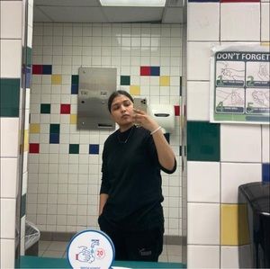 Meet your Posher, Pamela